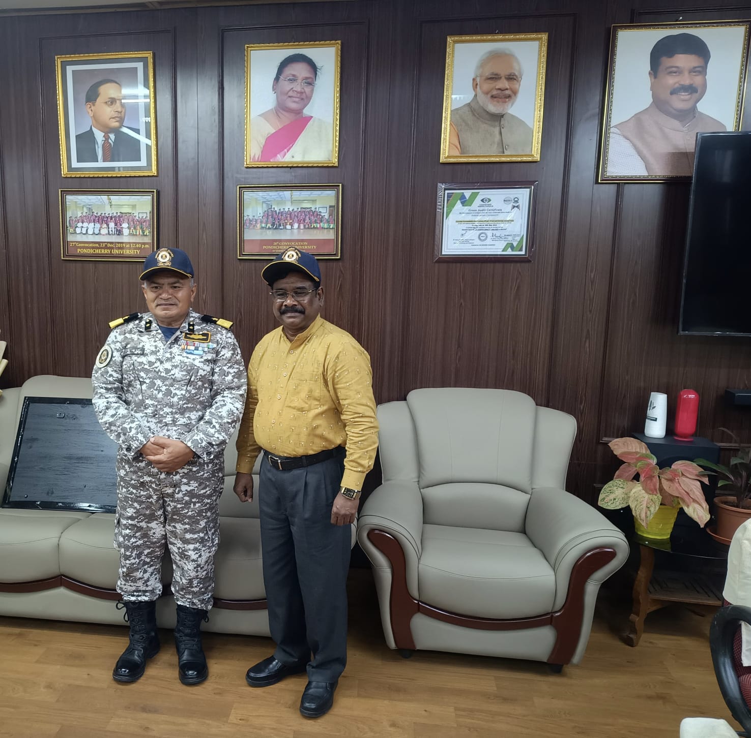 Deputy Inspector General Shri. Surendra Singh Dasila, recipient of Tattakshak Medal for Gallantry and District Commander of Puducherry & Central Tamilnadu, Indian Coast Guard, Government of India called on Our Revered Vice Chancellor Prof. P. Prakash Babu today at his chambers as a courtesy call.